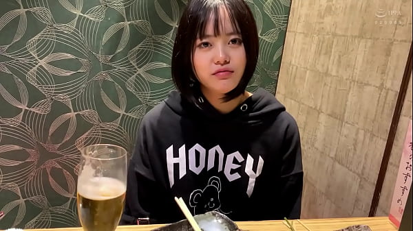 ハメ撮り 上玉！正統派の清純美女とハメ撮りクンニと騎乗位大好き顔射と中出しの2発！坂道系の最上位ルックスバイト先の可愛い金欠女子大生店員時給アップを条件にハメ撮りok 電マ ハメ撮り 放尿・失禁 ローション・オイル 女子大生 中出し コスプレ 美女 素人 thumbnail