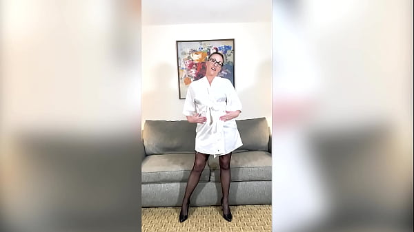 Nonton Stepmom Needs Your Taboo Opinion: Obedient Stepson Pov Joi thumbnail