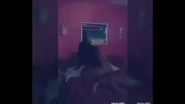 Play MP4 - FOLLANDOME A LA PRIMA DE MI EX