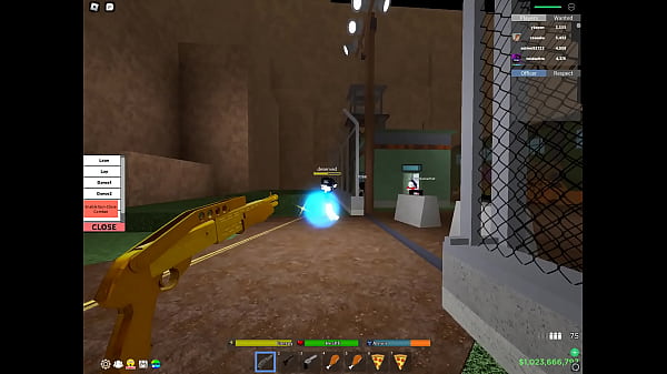 LE LLENO AMBOS OYOS Y CONSECUTIVAMENTE ME VENGO EN ELLA MIENTRAS SALTA 