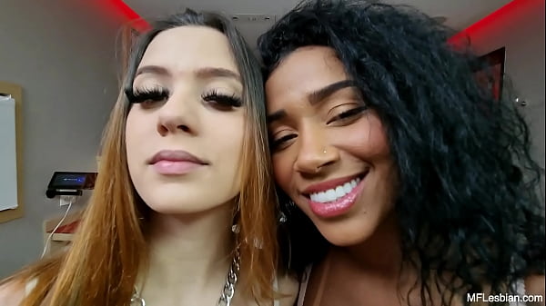 Hot Deep Brazilian Kissing thumbnail