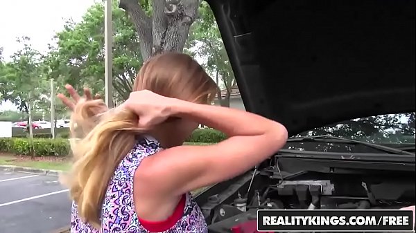 Play MP4 - RealityKings - Milf Hunter - &lpar;April Mae&rpar;&lpar; Jessy Jones&rpar; - Shes Got The Juice