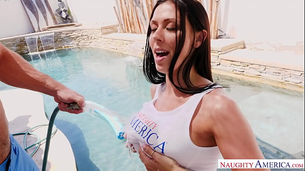 Rachel Starr Fucking In The Outdoors With Her Bubble Butt thumbnail