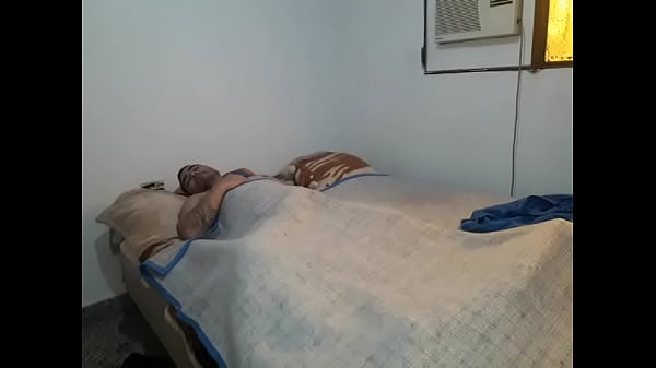 Nonton Hermanastra Se Vuelve Loca thumbnail