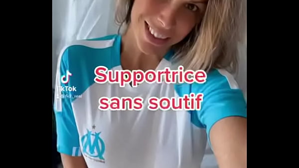 Nonton Un Petit Big Up &agrave; Mon Club De Foot Qualifi&eacute; Pour La Ligue Des Champions ;-) ... thumbnail