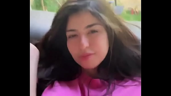 Flaquita y con unas tet0t&auml;s