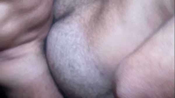 Mamando A Pica Do Motoboy Dentro Do Box Escuro No Glory Holle. thumbnail