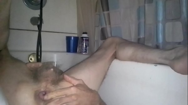 Play MP4 - peeing in own ass while fingering