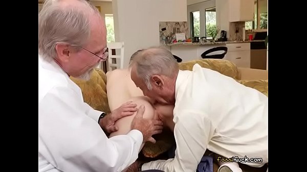 Teen Alex HarperHas OldBusinessmen Sniff Her