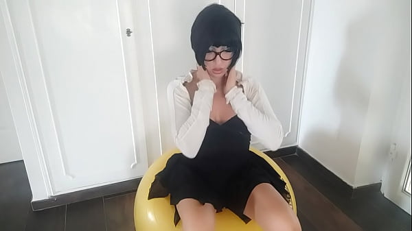 The Pilates Ball Is Not Suitable For Peeing, But I Piss On It Anyway thumbnail