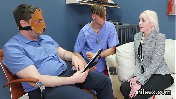 Slutty cutiewas brought in butthole loonybin for awkward therapy