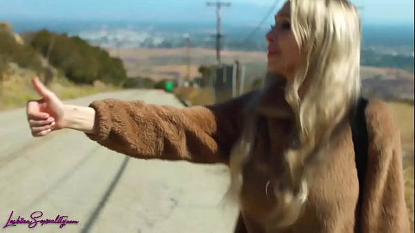 Pussy Licking And Tribbing With Lesbians 