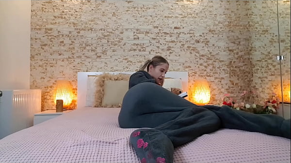 Step Sister Caught Farting On Hidden Cam thumbnail