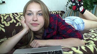 My Adorable Stepdaughter In Denim Shorts Masturbates Her Pink Pussy thumbnail