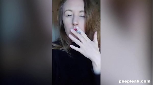 Play MP4 - Amateur Hottie Loves Smoking and Masturbating