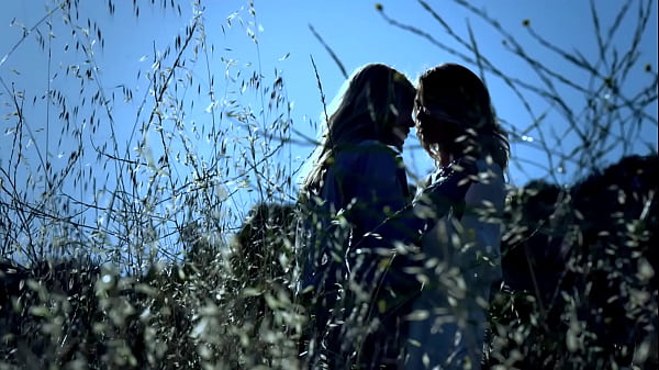 Nonton Enchanted With Lesbians Scarlet Red And Blake Eden Sqf thumbnail