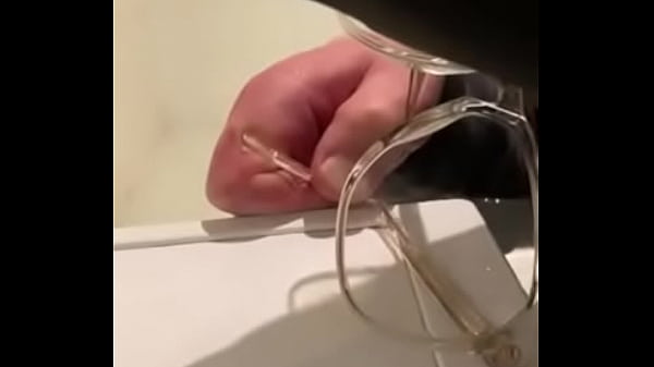 bottle glasses Hotand proper cleaning P