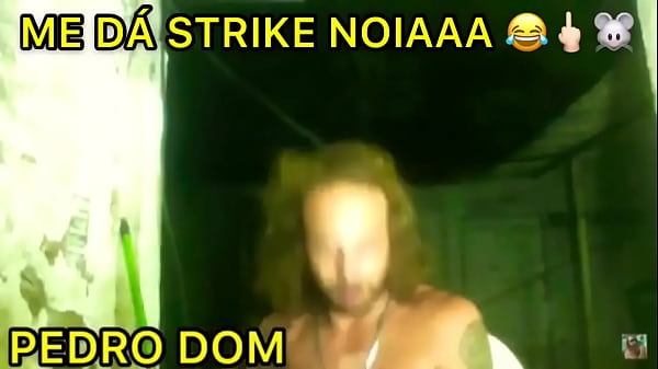 Frederic roger derrubando muro por causa do youtube 