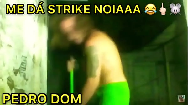 Frederic roger derrubando muro por causa do youtube 