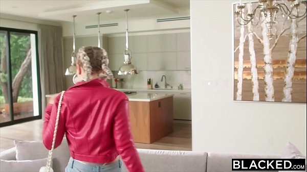 Play MP4 - BLACKED Curvy Blonde Has Secret Sex With Married BBC