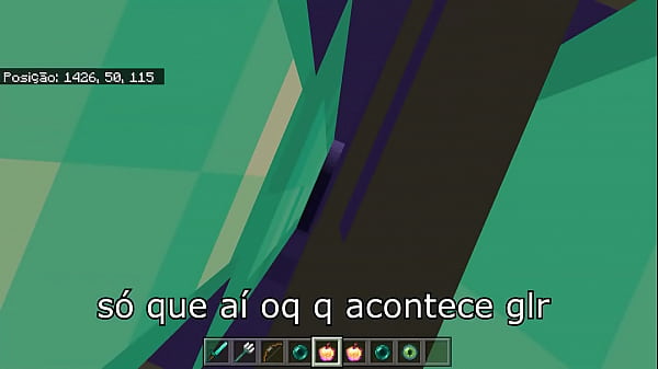 Negao fode bucetao enquanto joga minecraft e corno filma tudo