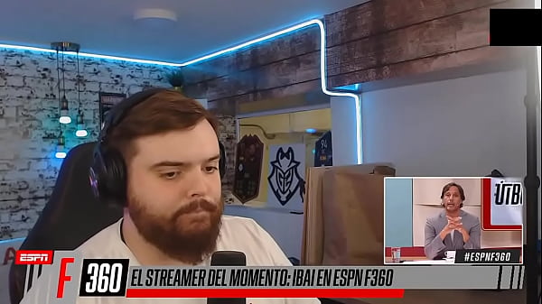 PERIODISTA ARGENTINO ES COGIDO POR VIEJO CACHONDO EN DIRECTO 