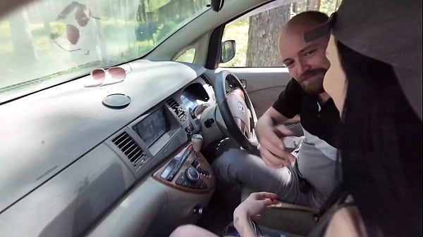 Nonton Real Couple Fucks In A Public Parked Car thumbnail