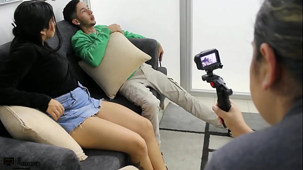 La Cachonda De Vayolet Se Come Mi Gran Verga En Casa thumbnail
