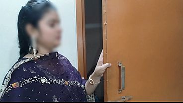 Garota especial faz sexo com a namorada recém-chegada