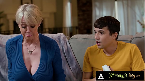 Play MP4 - MOMMY'S BOY - Caring PAWG MILF Dee Williams Sexually Satisfies Hormonal Stepson - PART 1 & 2