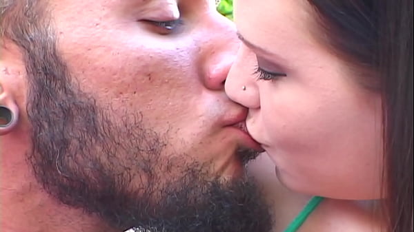 Nonton Floating Pink - Petite Babe Gets Fucked In The Pool thumbnail