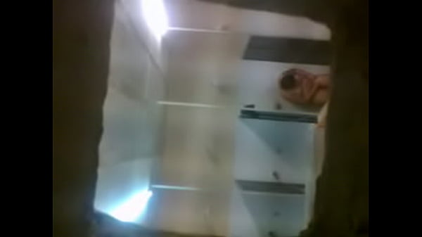 gordinha no banheiro do clube 