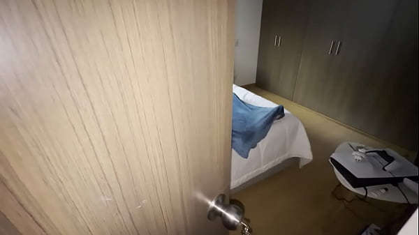 Nonton La Esposa De Mi Mejor Amiga Se Masturba Mientras Yo Veo thumbnail