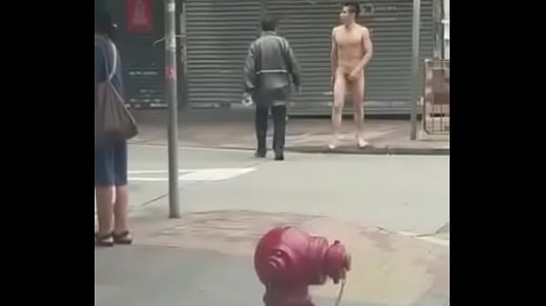 Play MP4 - nude guy walking in public