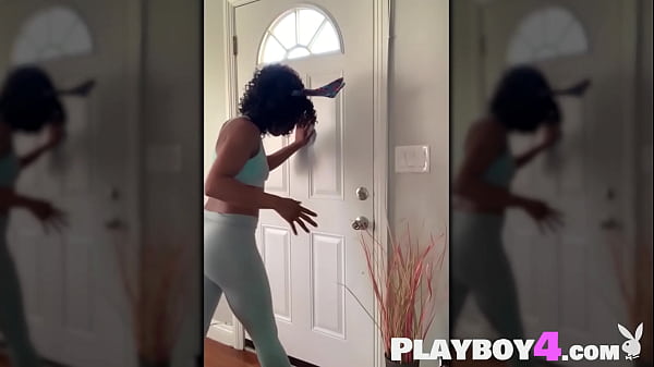 Play MP4 - Horny and curly black babe Misty Stone masturbated after posing in hot black lingerie