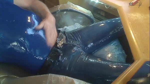 Wet Dustin'_s Wet and slippery times