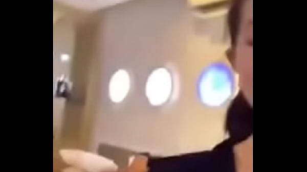 Gái xinh livestream Uplive lộhàng bím Cho_anh em thẩm du