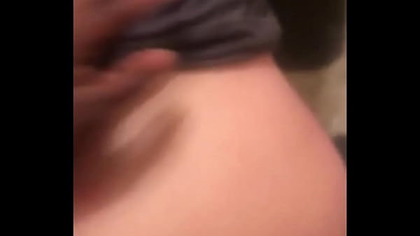 Hitting some white thot in the bathroom