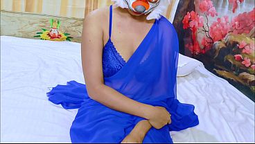 Nonton Nepali College Hottie In Saree Bends Over Doggy Style Passion & Loud Moans thumbnail