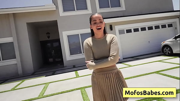 Sexy brunette girl pay her gardener with a wet blowjob and some juicy pussy (Angelina Moon, Logan Xander)