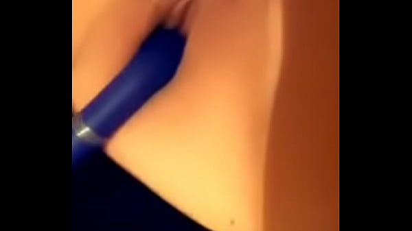 Nonton Tearing Up That Pussy thumbnail