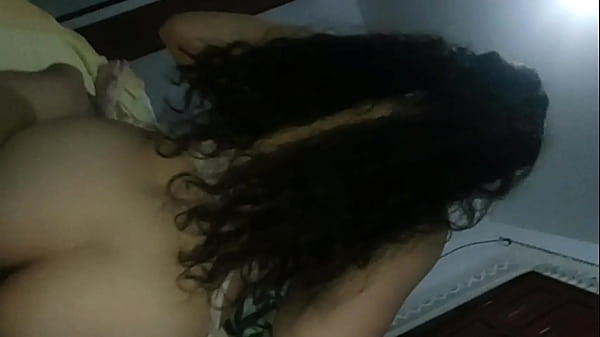 A_Horny Peasant Doe Is ready To Cum