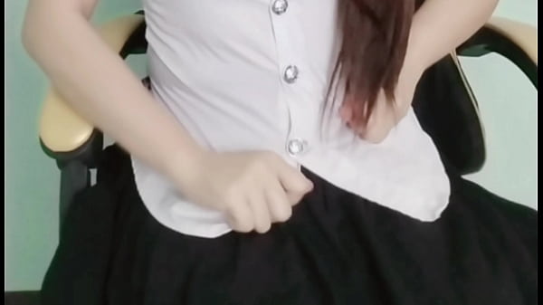 Nonton นักศึกษาไทยขี้เงี่ยนเล่นหีตัวเอง thumbnail