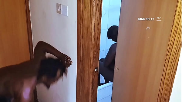 Play MP4 - Secret Encounters&colon; Boss's Wife in the bathroom