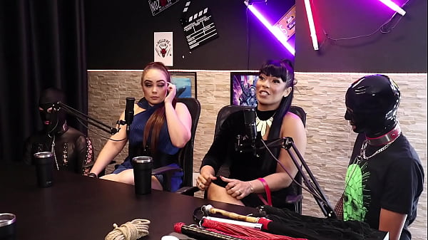 As pessoas precisam respeitar oBDSM éum dos_desejos_dela Inara à Doutrinadora e Goddess Lohan