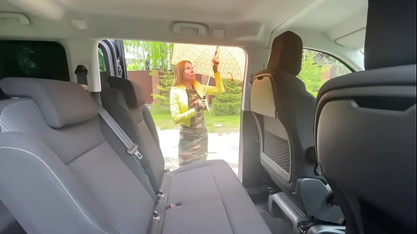 Nonton В платье thumbnail