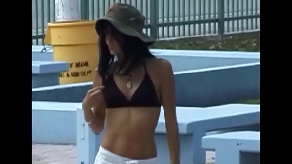 Nonton Inviting Sumi Gets Lanced By Big Dick thumbnail