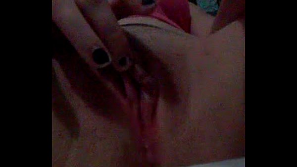 Minhaex safada tocando siririca atégozar