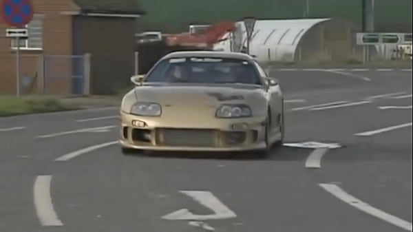 Nonton Smokey Nagata Going 197 Miles Per Hour Which Is Fast thumbnail