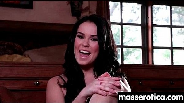 Nonton Sexy Girl Gives Big Tits Lesbian An Orgasm 24 thumbnail